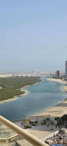 Holiday Sweet Mangrove Place, Reem island, Abu Dhabi