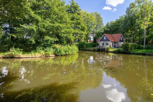Timmerholt Vakantiehuis 140 – khách sạn tại Midden-Drenthe