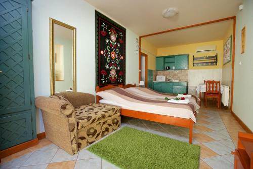 Royal Apartman - image 2