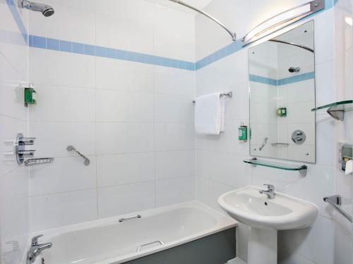Jurys Inn Southampton - image 6