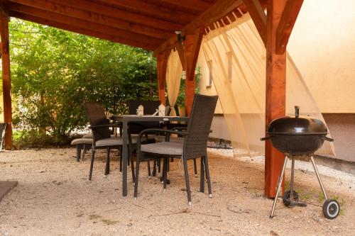 Palvelut, Borostyan Apartmanhaz in Morahalom