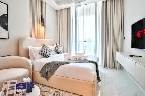 Peaceful Studio with Resort Amenities Samana PV by Vibel, Dubaï