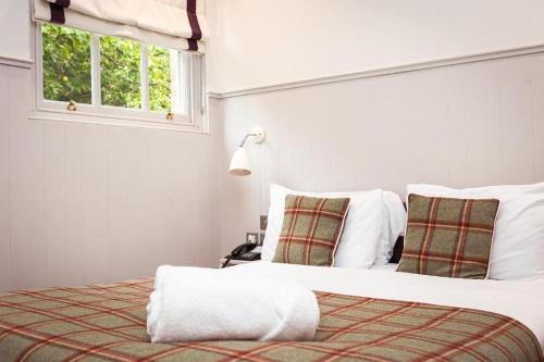 Superior Double Room image 4