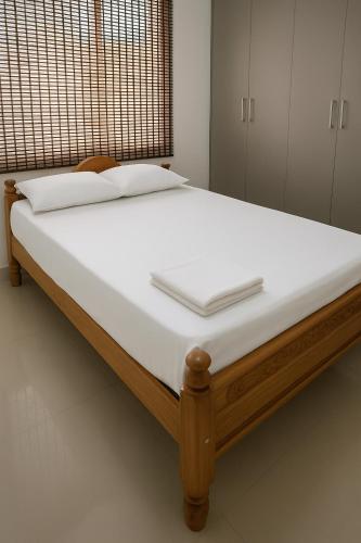 Via Him Place in جاناباثي