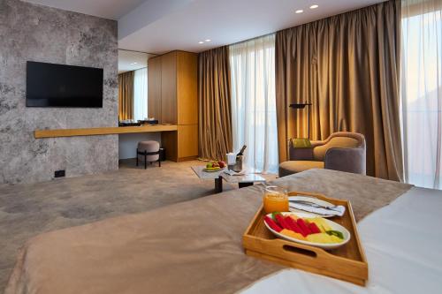 ONE Hotel in อัลบา ลูเลีย