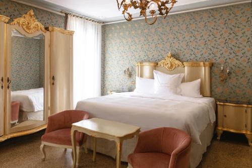 Hotel Flora - By Romanelli Family – Venice, GA