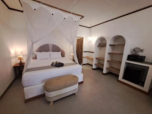 Palmyra Indah Bungalows in Pelangan