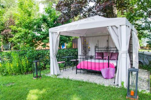 設施, 斯提西恩豪斯旅館 (Pension Stissen Haus am See) in 濱湖法克