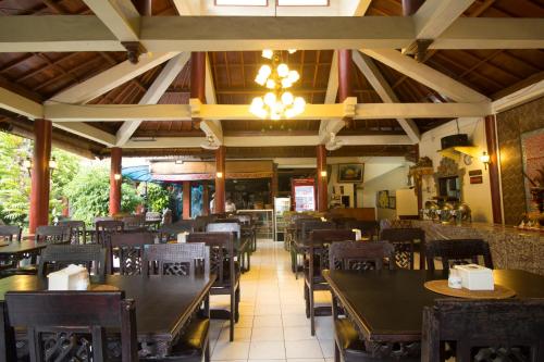 Restoran, Bakung Sari Resort and Spa in Bali
