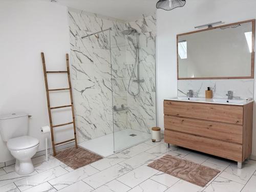 دش, La Mottelette in Forest Montiers