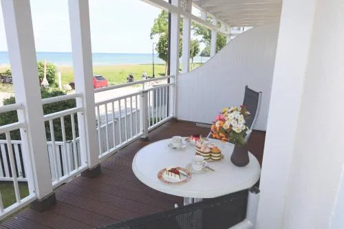 Villa Strandperle, App 05 - nur 20m zum Strand, TOPLAGE in Binz, Deutschland