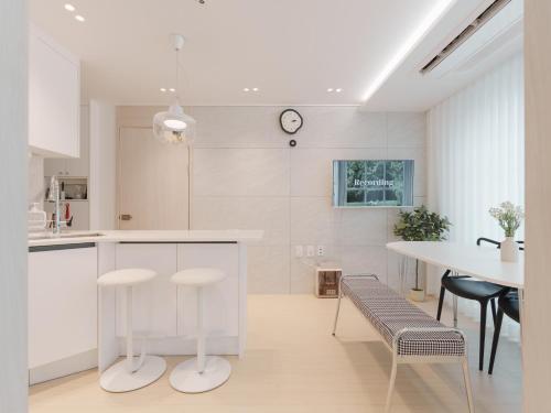 YG House