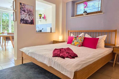 Grune Oase mit eigener Terrasse zwischen Altstadt und Hafen #2 437m von Senftenberg entfernt