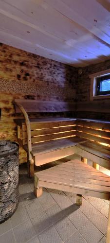 Sauna, Päikesekivi Keskus (Paikesekivi Keskus) in Valma