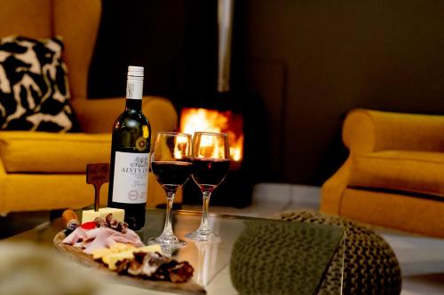 Fluke Tide - Stylish Knysna Home with Pool & Views in فيشر هافن