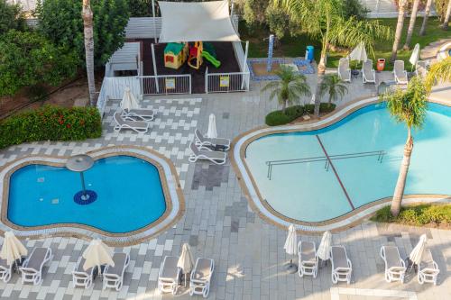 Anesis Hotel - image 5