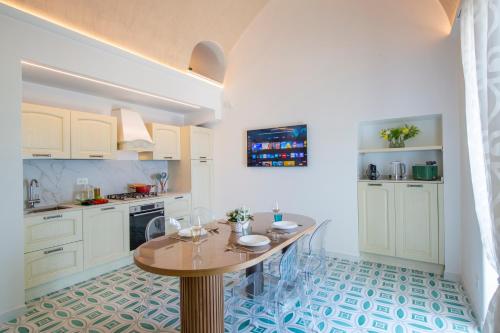 Dimora Natìa by Sosòre Holiday Homes - Amalfi Coast (Dimora Natia by Sosore Holiday Homes - Amalfi Coast) in ปราอีอาโน่