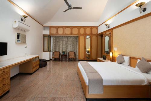 المرافق, Dwaraka inn -Premium Pool villa and event venue in مستعمرة سايبابا