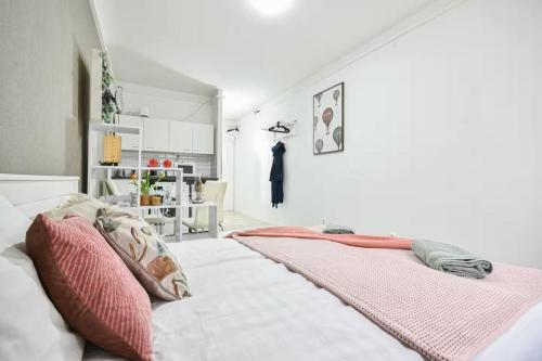 Cozy Comfort W Ac On Victor Hugo Street By Nw - 布達佩斯