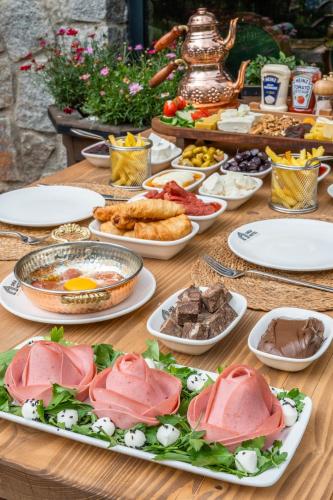 Ēdiens un dzērieni, Oria Hotel Boutique in Zilkale