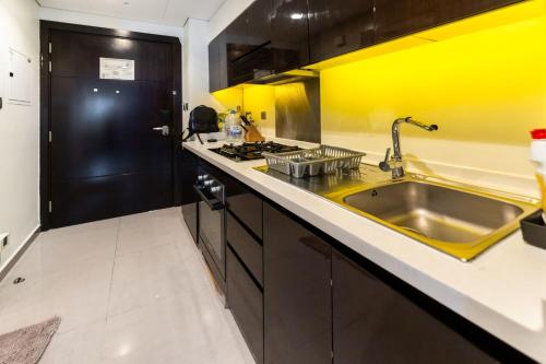 Downtown Dubai Studio Apartment - High floor, Dubaï (photo 10)