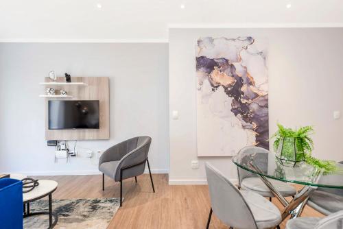 Two-Bedroom Apartment image 7