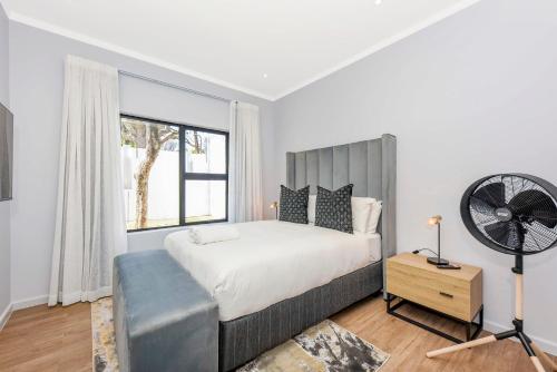 Two-Bedroom Apartment image 4