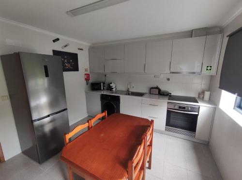 ห้องครัว, Alojamento Blue Almance RRAL 5112 in เซา กาเอตาโน