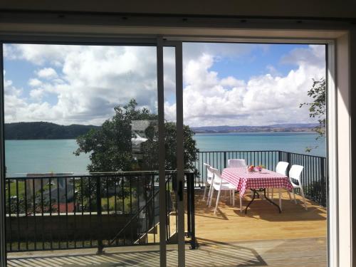 Elevated Sea View Home in Kawhia in Waitomo