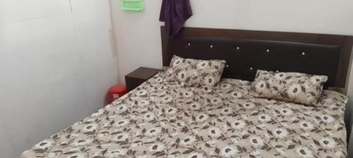 Blue star hoteL in Kannauj