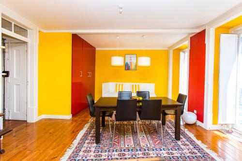  Santa Catarina Full Colour, Ferienwohnung in Lissabon