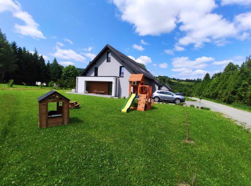 Dwernikowe Wzgórze (Dwernikowe Wzgorze) in Smolnik