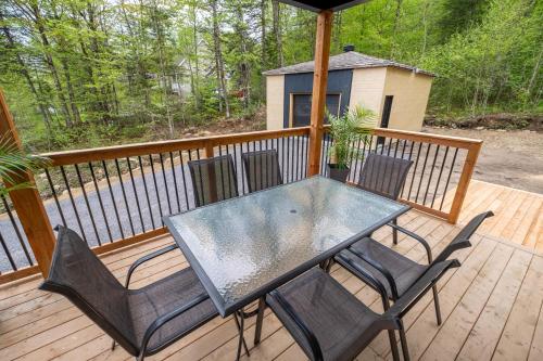 Nature Comfort & SPA - Chalet Moderno in 史特布麗姬特德拉維(QC)