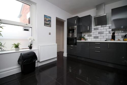 Stunning sea views - Barry's Retreat by Tŷ SA (Stunning sea views - Barry's Retreat by Ty SA) near Cardiffi repülőtér