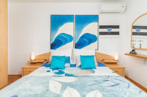 Holiday home Dioniza by Villsy- with private pool and jacuzzi - image 5