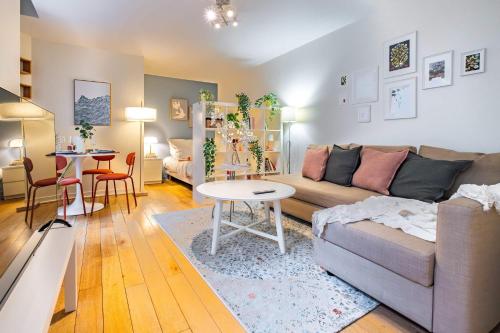4 Guest Flat Central in Montorgueil - image 12