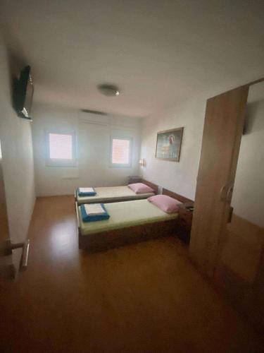 Holiday home in Novi Vinodolski 15408 - image 5