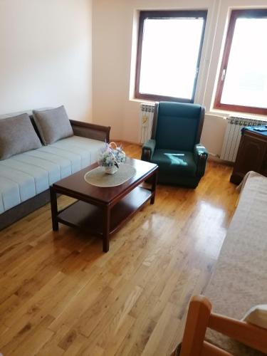 Apartment image 10