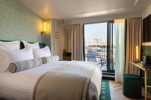 hotel photo