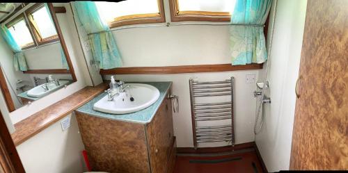 Stone - Boat - Sleeps 2 - Pet Friiendly- 85ws in St Michael's & Stonefield