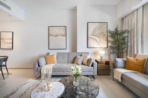 Act 1 Act 2 Towers, Luxury 4BR, Full Burj Khalifa View Balcony, Pool, Gym, Dubaj (zdjęcie 7)