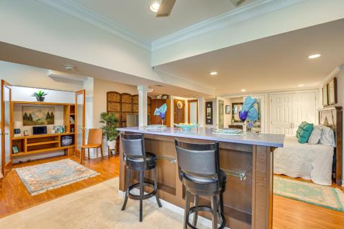 Waterfront Columbia Studio with Patio and Sunroom! in Columbia, USA