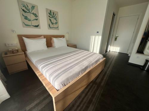 1 double bed
