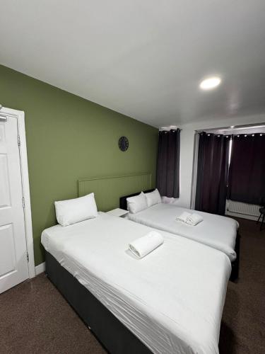 Deluxe Triple Room with Sea View image 10