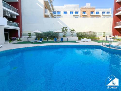 Modern Duplex JVC l Balcony Jacuzzi, Pool & Gym, Dubaj (fotografie 9)