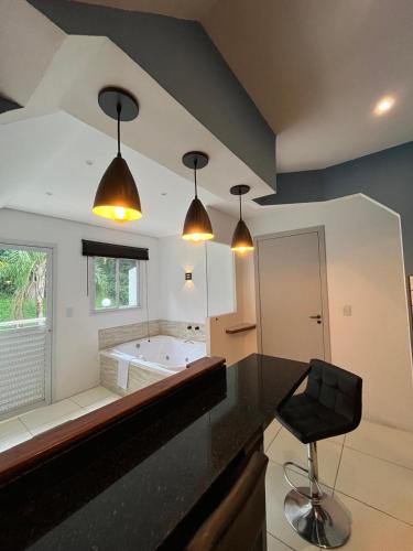 Kitchen, Casa Figueira na Pedra - SPA Suites near Morro da Lagoa