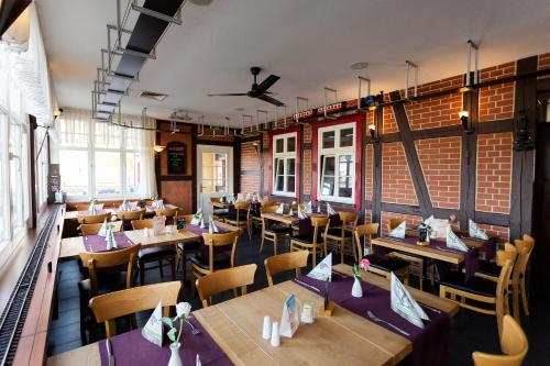 ห้องอาหาร, Altora Eisenbahn Themenhotel in เวอร์นิเกอโรเดอ