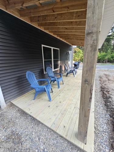 Зовнішній вигляд готелю, Adirondack Private Cabin New Construction in Малон