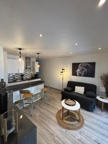 Exterior view of Les Logis du Petit Prince