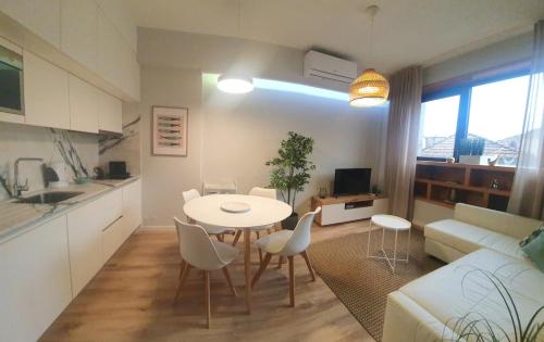 Charming Apartment in the Heart of Historic Porto, Porto